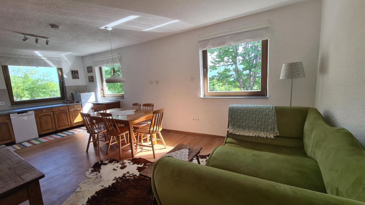 Forestside House Gacka With Relax Area Sinac Bagian luar foto
